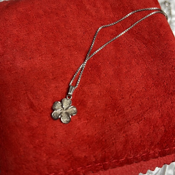 Hawaiian 🌺 Sterling Silver Necklace - Picture 9 of 9